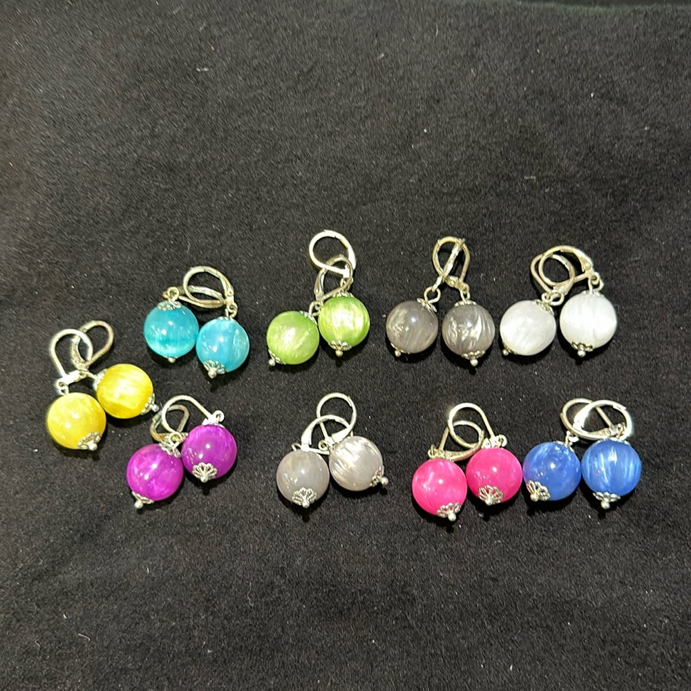 Single bead earrings 9 pairs